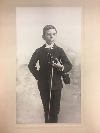 young with violin1.jpg